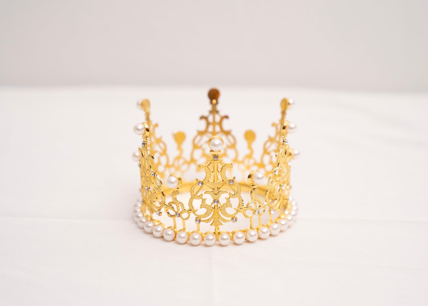 Medium Pearl Crown