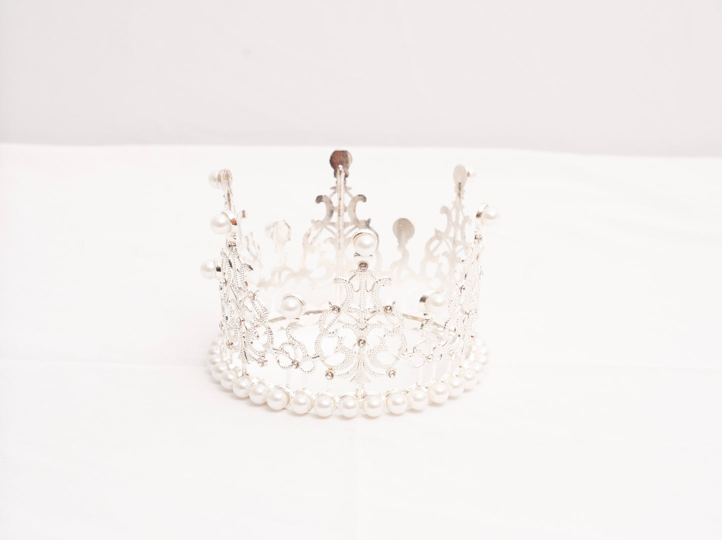 Medium Pearl Crown